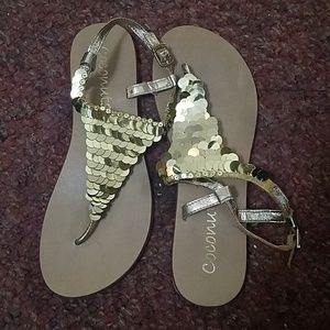 Ladies sandals